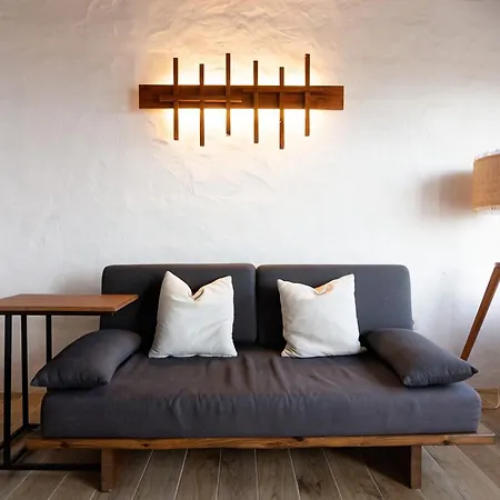 Tabaiba - Macaronesiahomes * La Asomada (Lanzarote)