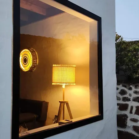 Suites Tabaiba - Macaronesiahomes * La Asomada (Lanzarote)